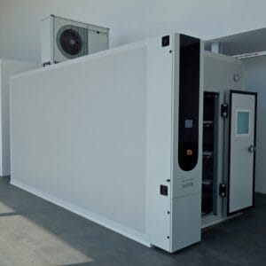 https://www.fot.bg/import/Aralab Indoor Vertical Farming FitoClima 20.000PLH LED Hydroponics1.jpg